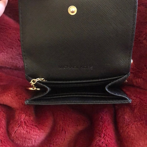 Michael Kors Card Holder/ Key Chain - Picture 4 of 4